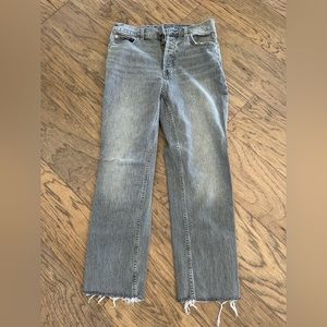 Gap Cheeky Straight High Rise Grey Raw Hem Jeans Size 29/8 R